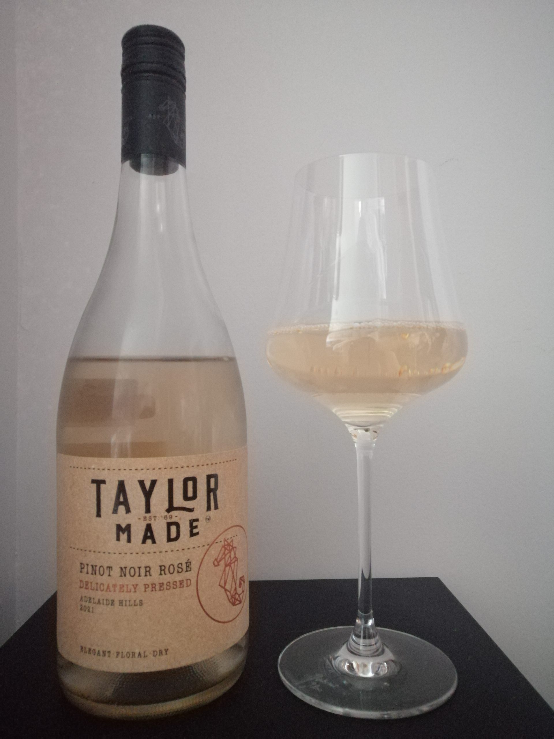 En este momento estás viendo Taylor Made Pinot Noir Rose 2021